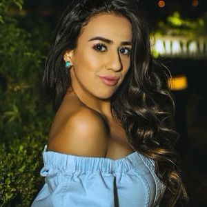 Meet your Posher, Angie